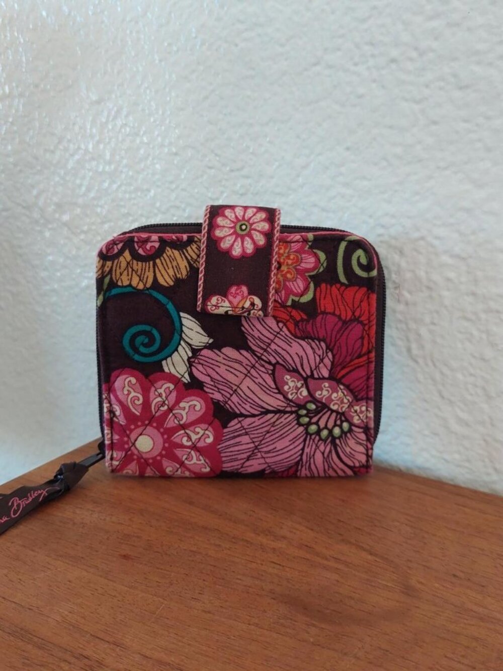 Vera Bradley Mod floral Snappy Bifold Wallet Brown Pink Floral Zip Coin Pocket